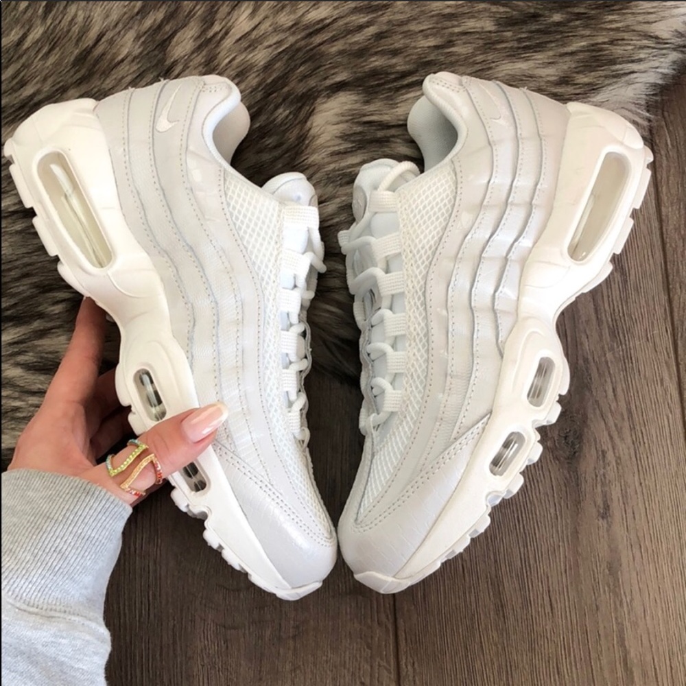 NWT Nike Air Max premium white - Picture 2 of 6